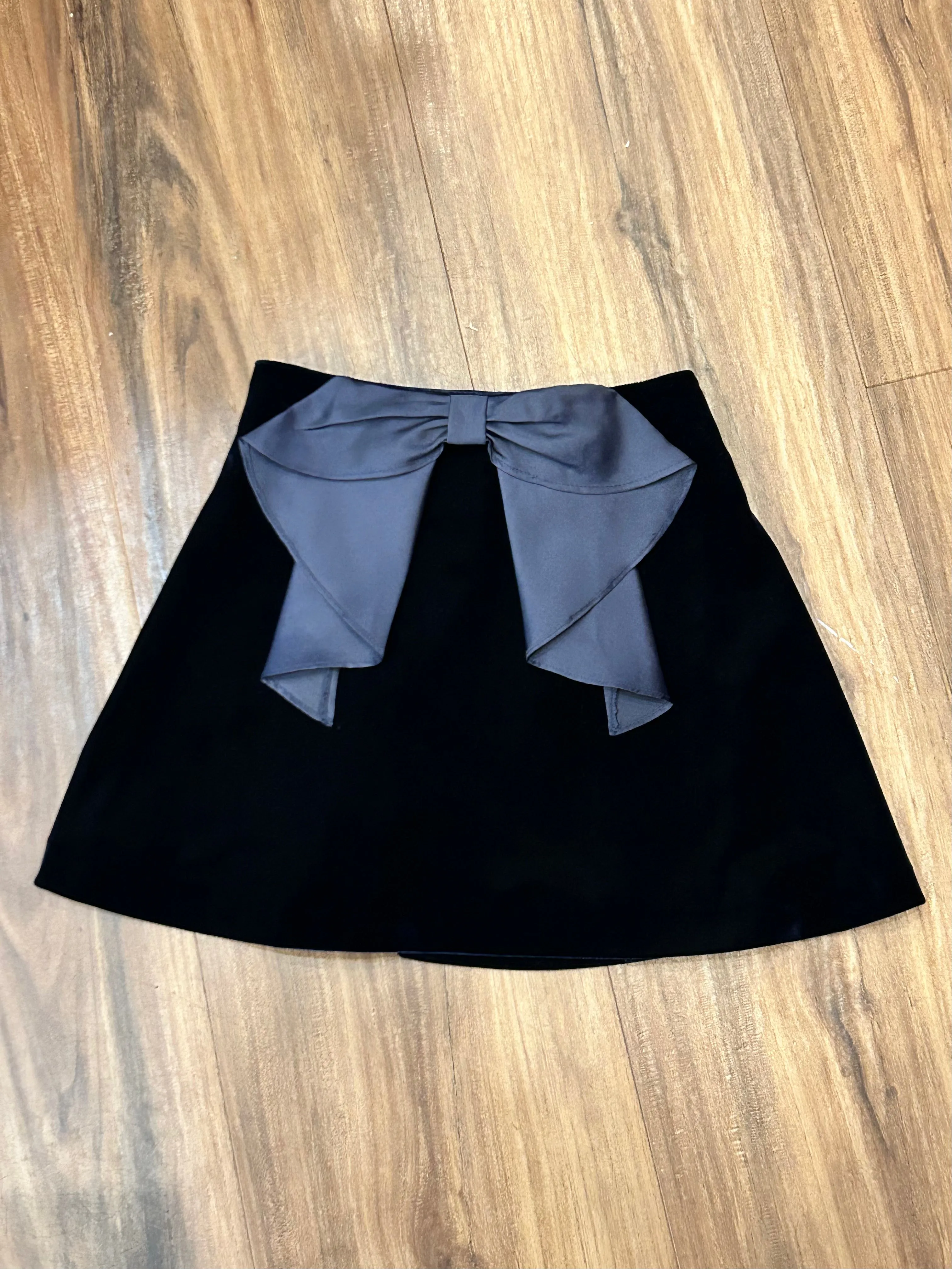 Navy Velvet Skirt w/Bow
