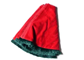 Red Velvet Tree Skirt With Trim
